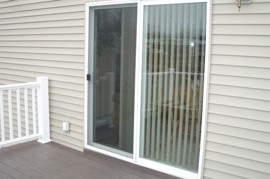 Edgewater-screen-door-repair
